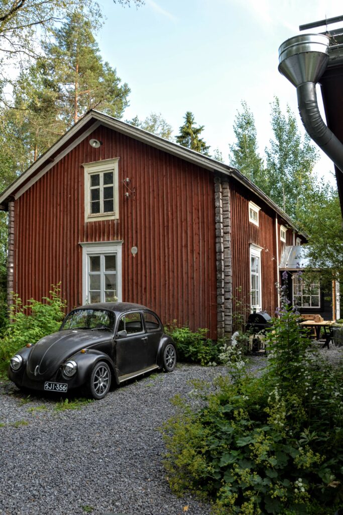 Na návštěvě: Spoznejte příběh červeného domu na finském venkově