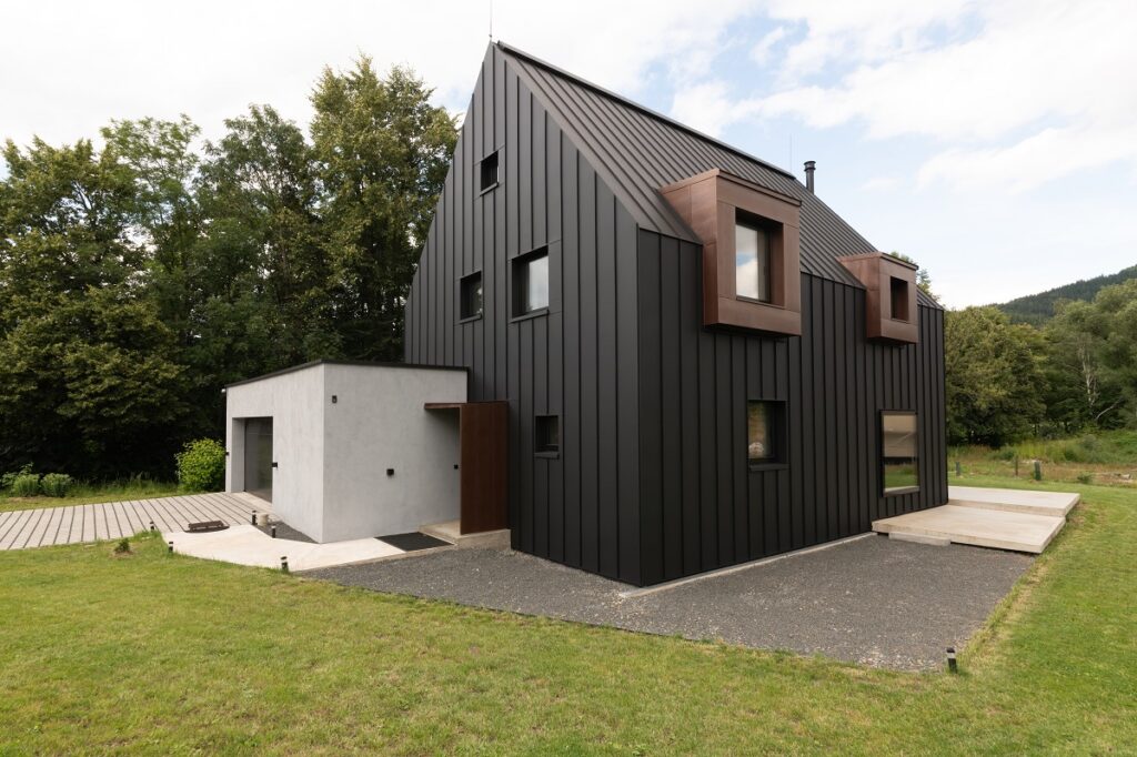 HELUZ - Cihla šetrná k přírodě. Proč má navrch nad dřevostavbou?